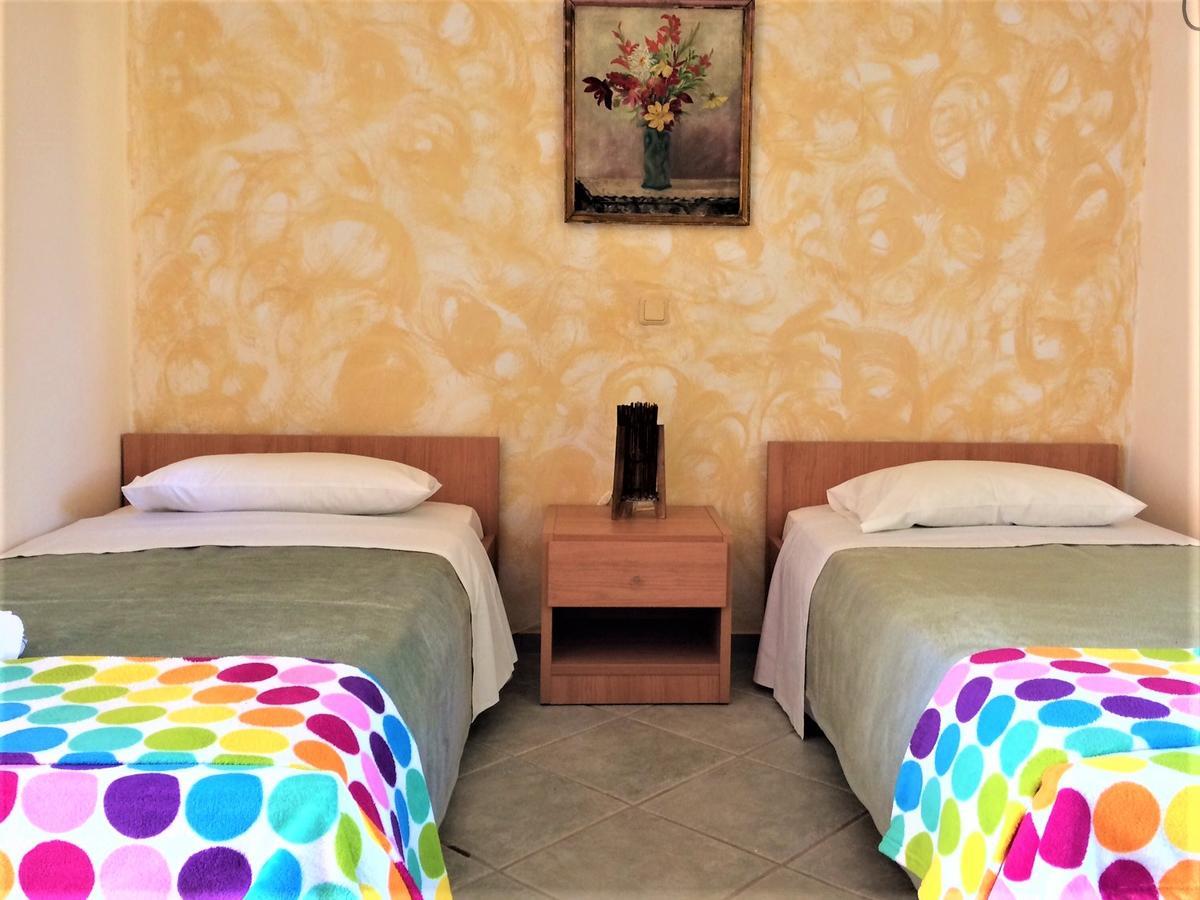 Malindi Rooms Porto Heli Ngoại thất bức ảnh